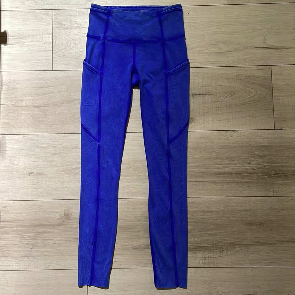 Lululemon Fast and Free High Rise Tight 25"  Ice Wash Cerulean Blue size 2